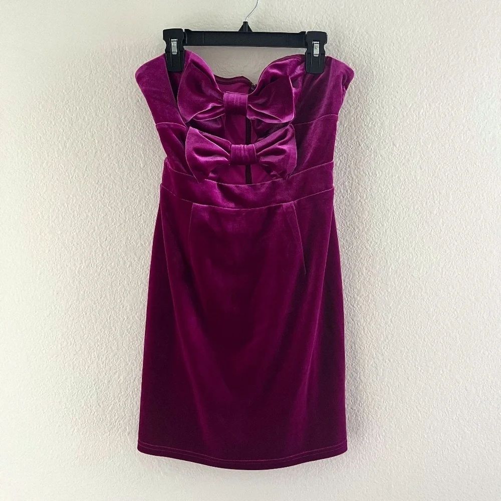 AVEC LES FILLES x ANTHROPOLOGIE | Velvet CutOut Bow Mini Dress Fuchsia | Size XS